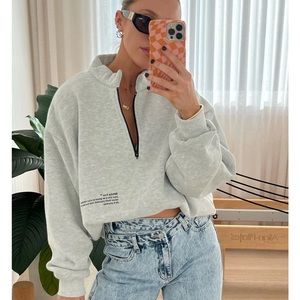 White Fox Boutique Oversized Sweatshirt -M/L